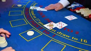 Pengguna memantau akun coraltogel